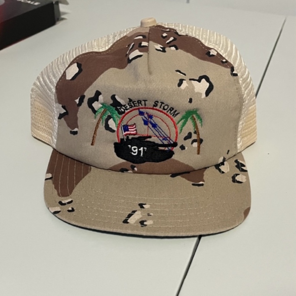 Vintage 1991 Operation Desert Storm Mesh Snapback Hat